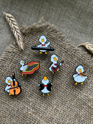 Металічныя піны (значкі) 